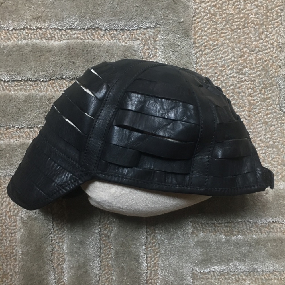 ARMANI - Webbed Studded lambs leather hat